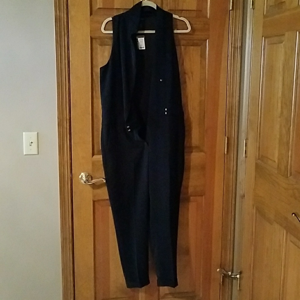 Elegant white house black market jumpsuit